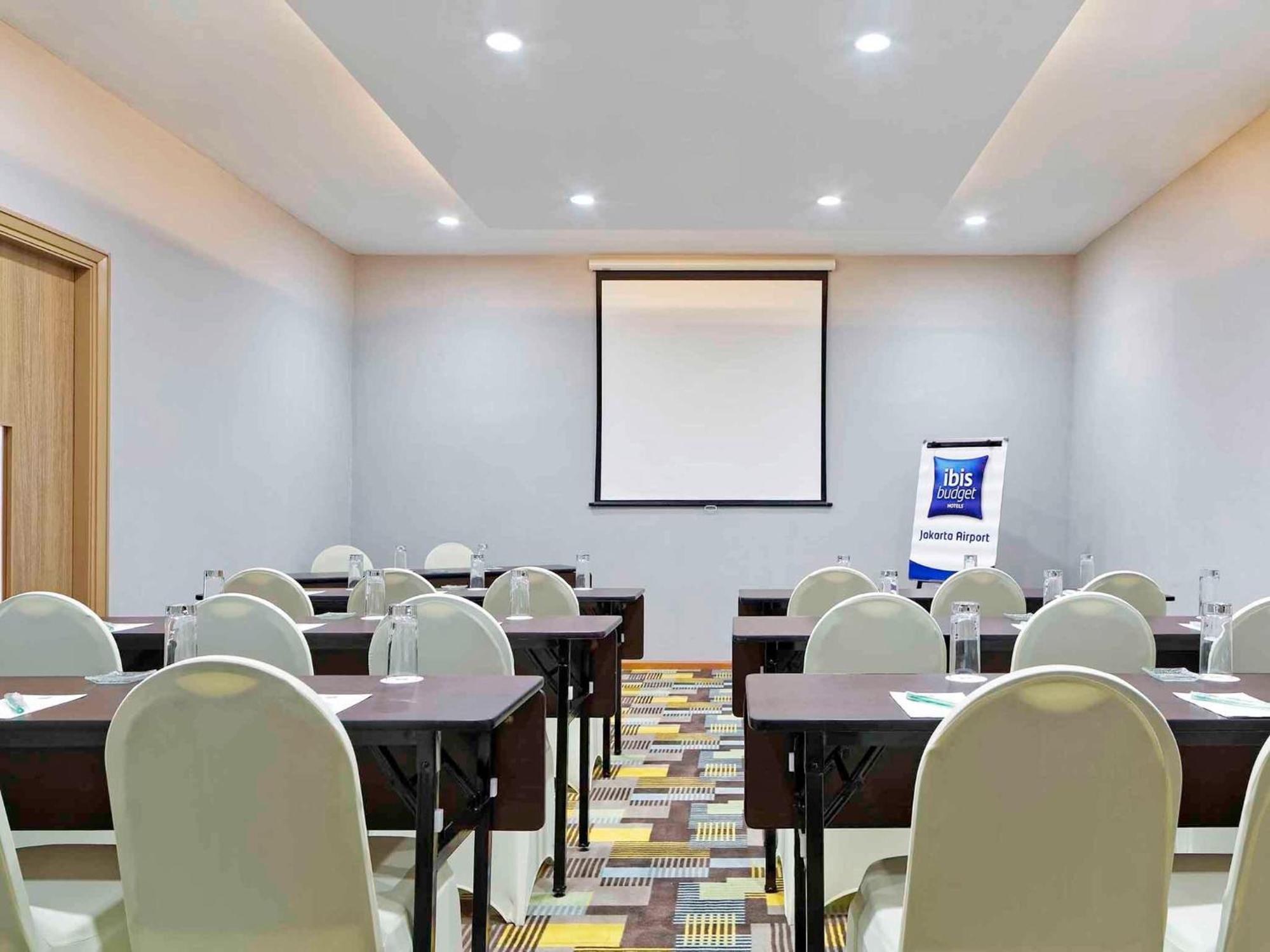 Ibis Budget Jakarta Airport Tangerang Zewnętrze zdjęcie