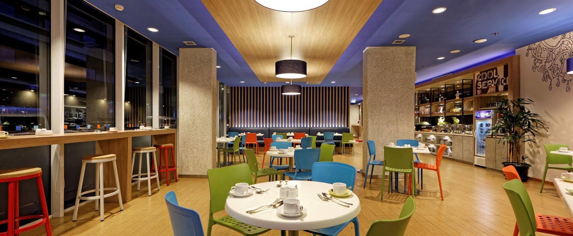 Ibis Budget Jakarta Airport Tangerang Zewnętrze zdjęcie