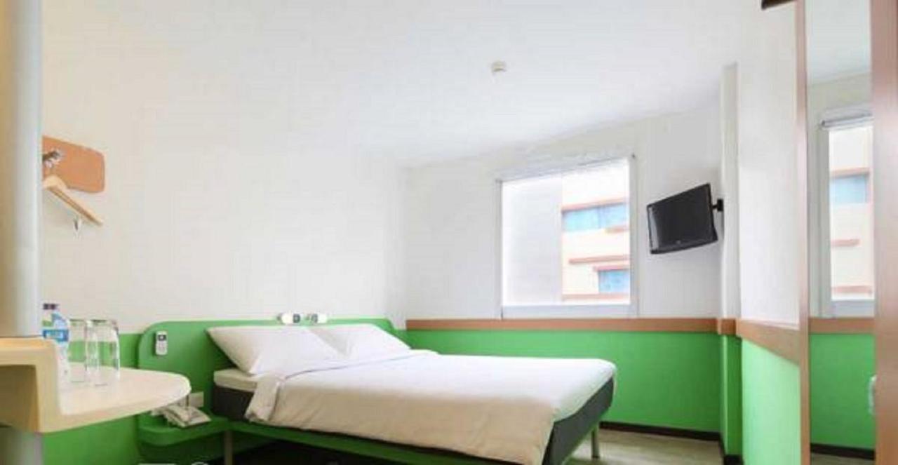 Ibis Budget Jakarta Airport Tangerang Zewnętrze zdjęcie